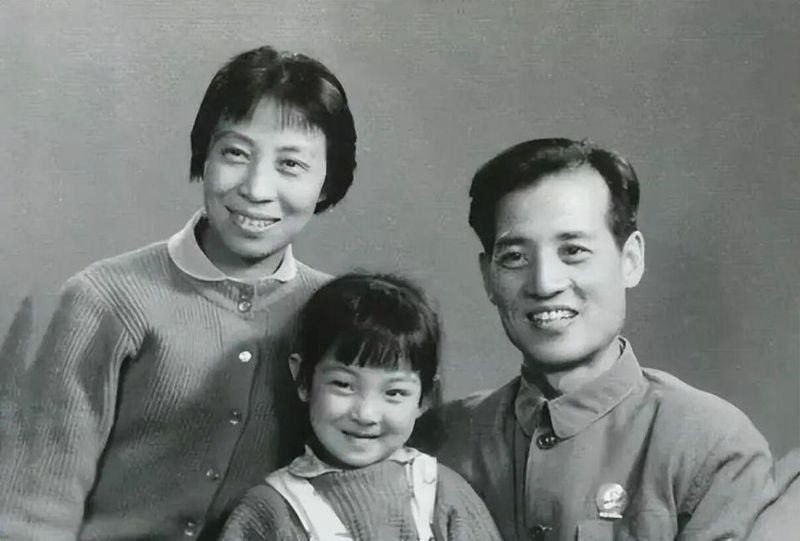 艺术基因与跨界抉择:马羚三十年来多维蜕变的方法论 影视小说