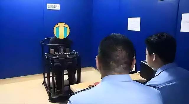 当"完美恋人"撕下面具:你以为的真爱,可能是精心设计的陷阱 情感心理