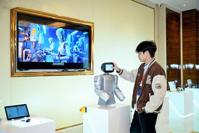 【深度】散热瓶颈突围:AI算力时代的传感器产业重构与国产替代新逻辑 IT技术 【深度】散热瓶颈突围:AI算力时代的传感器产业重构与国产替代新逻辑 IT技术 【深度】散热瓶颈突围:AI算力时代的传感器产业重构与国产替代新逻辑 IT技术