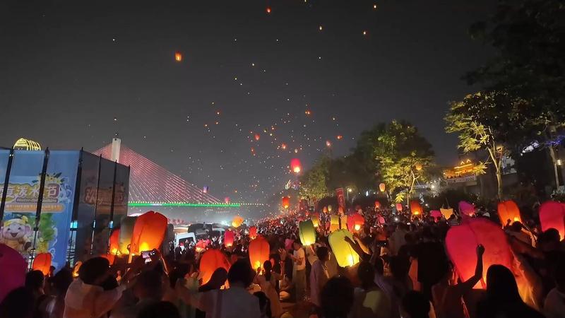 当旅行不再是“路过”,我们终于找回了丢失已久的“参与感” 文化旅游